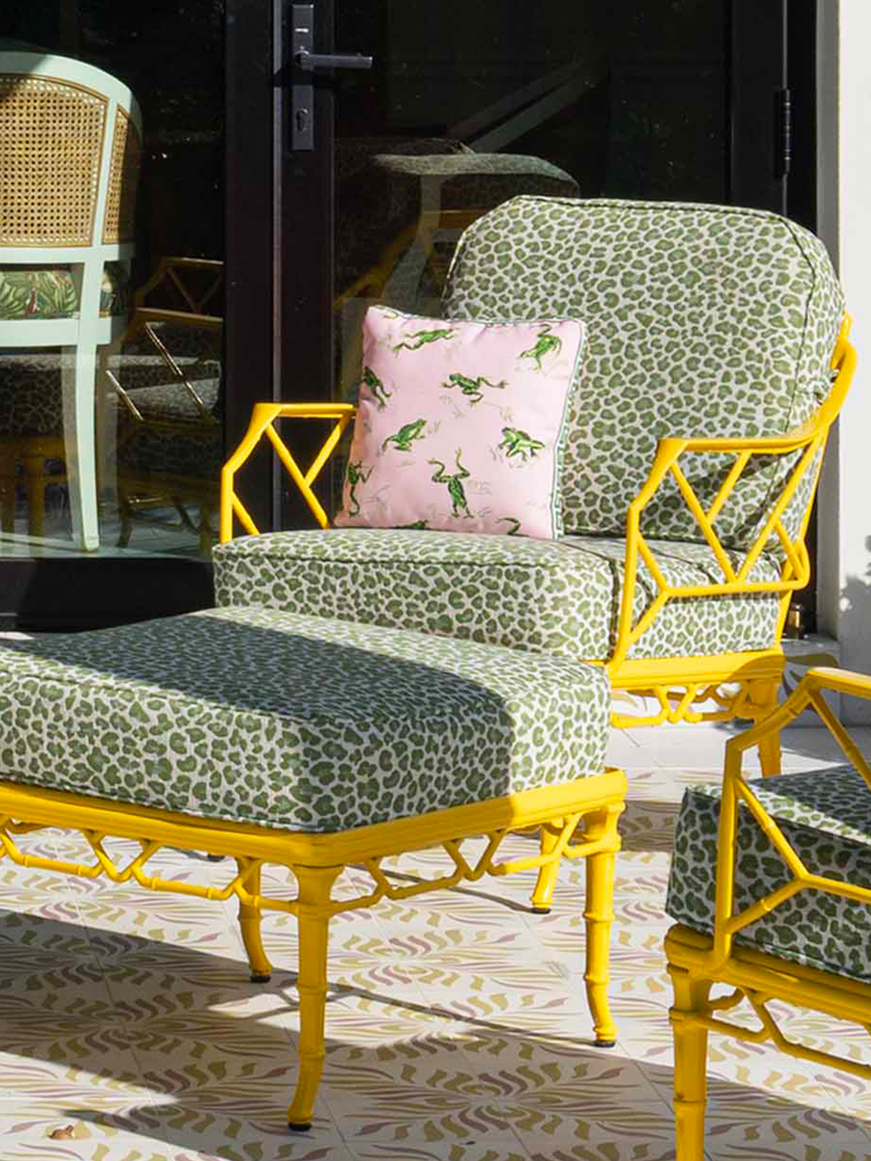 custom outdoor upholstery
